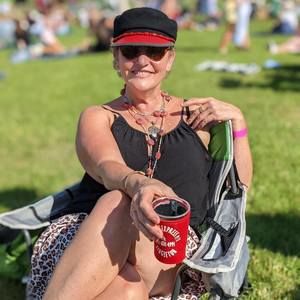 Meet your Posher, Sharon